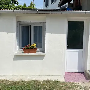 https://loue-studio-meuble-les-abrets-en-dauphin-38.hotels-rhonealpes.com